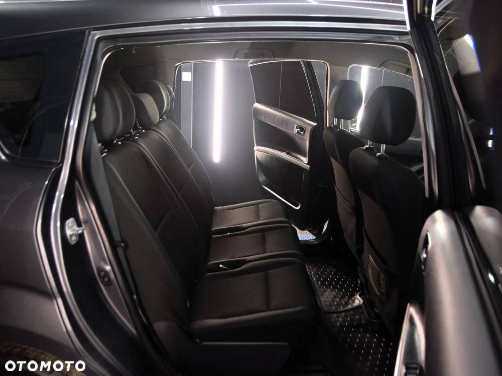 Toyota Corolla Verso 1.6 Terra - 8