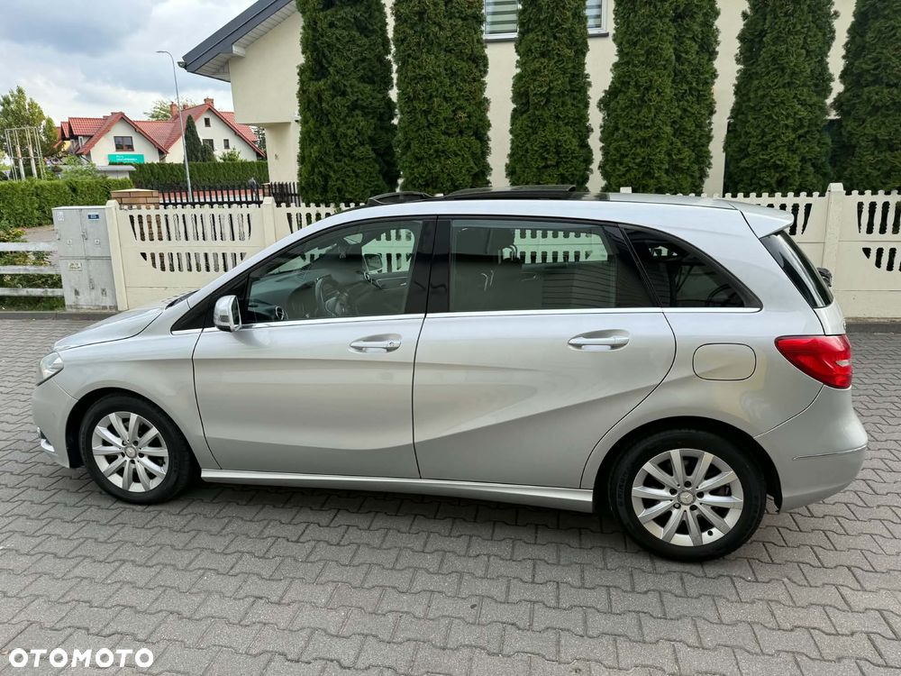 Mercedes-Benz B-Class 2012 photo 3