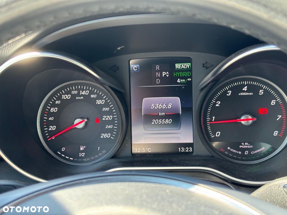 Mercedes-Benz Klasa C 300 de 9G-TRONIC - 10