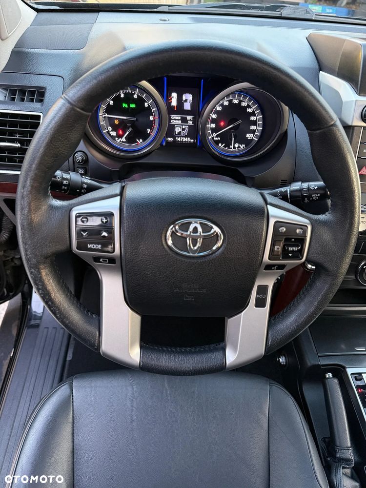 Toyota Land Cruiser LC 4.0 V6 Invincible - 29