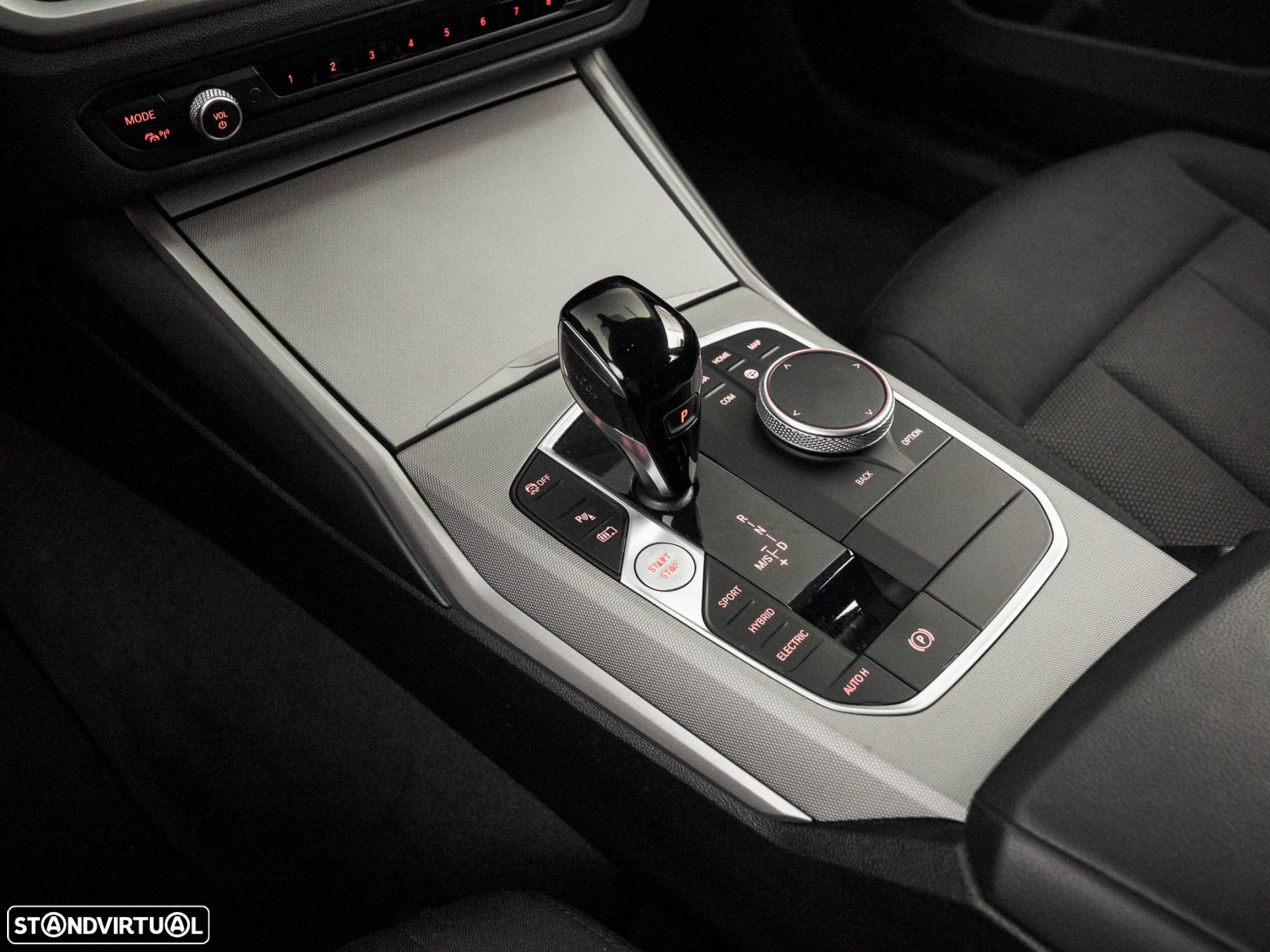 BMW 330 e Touring Line Sport Auto - 25