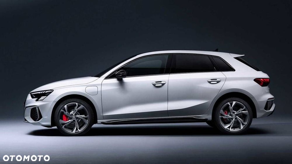 4x Felgi 19 m.in. do AUDI A4 B6 B7 B8 B9 A6 C6 C7 C8 Q2 Q3 F3 8U Sportback Q5 FY 8R - B5893 (IN5534) - 4