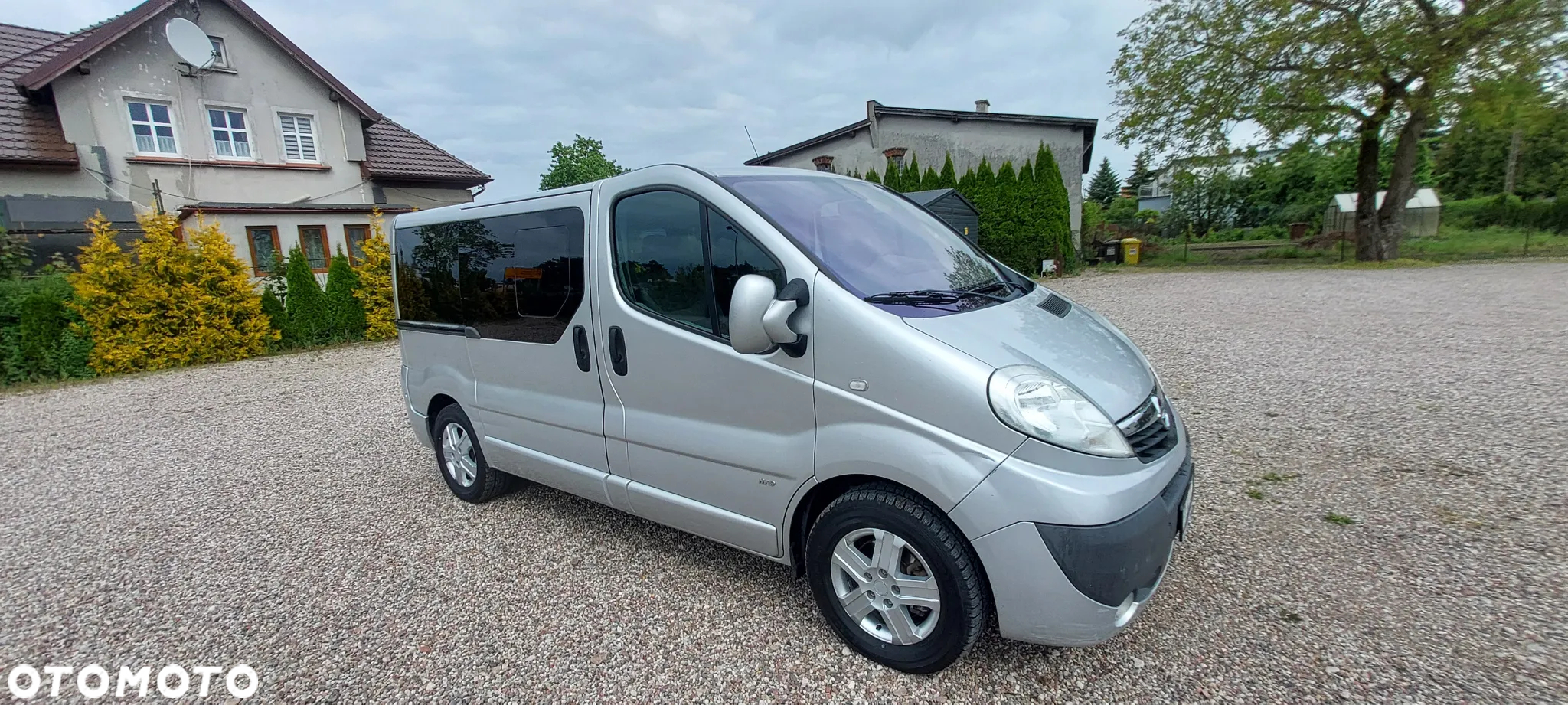 Opel Vivaro - 2