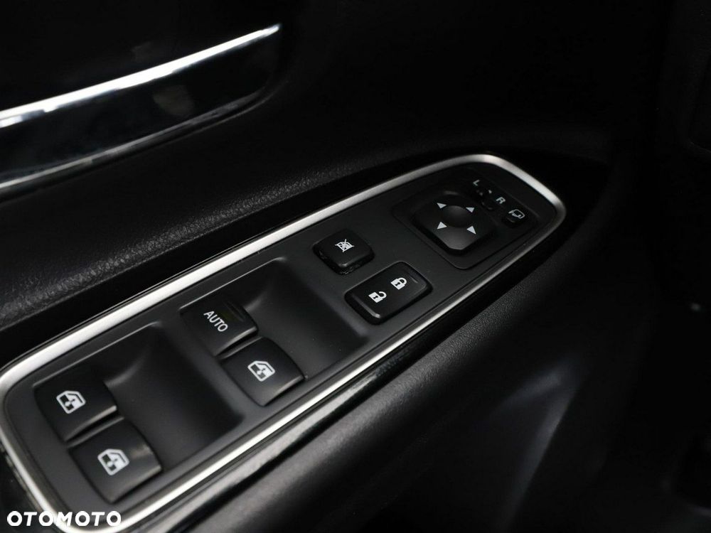 Mitsubishi Outlander - 37