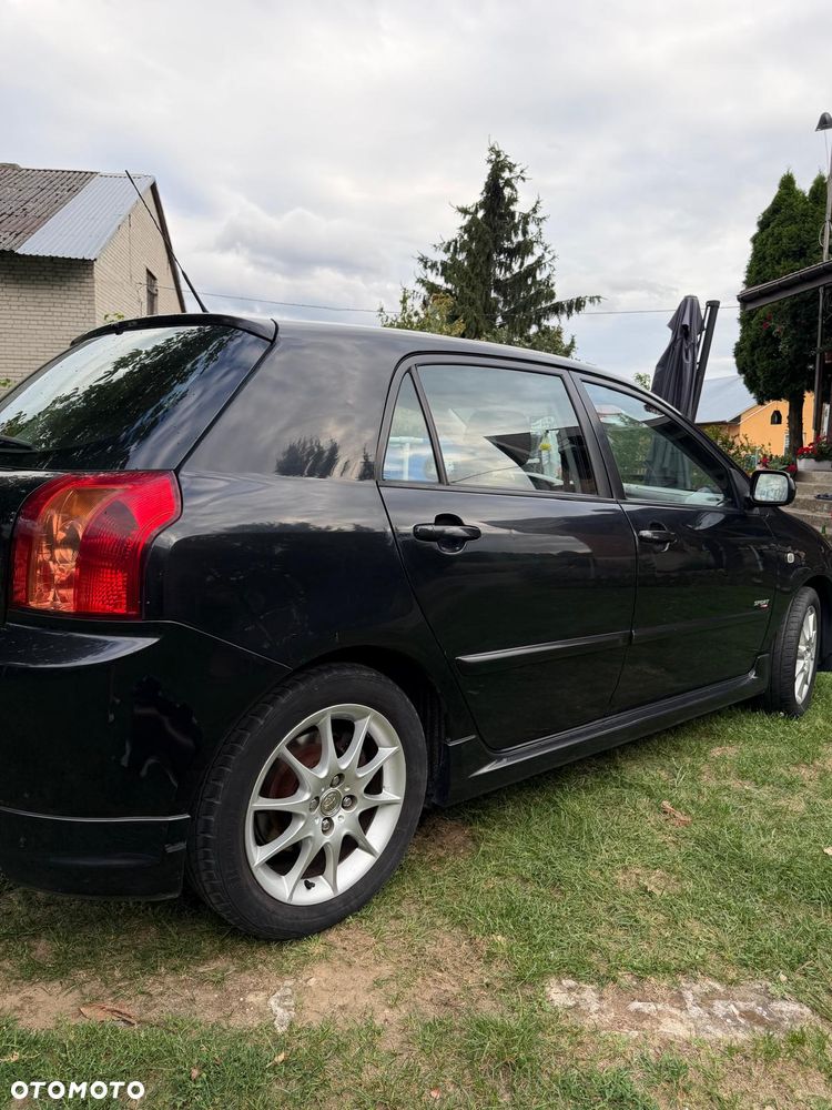 Toyota Corolla 1.4 D-4D - 8