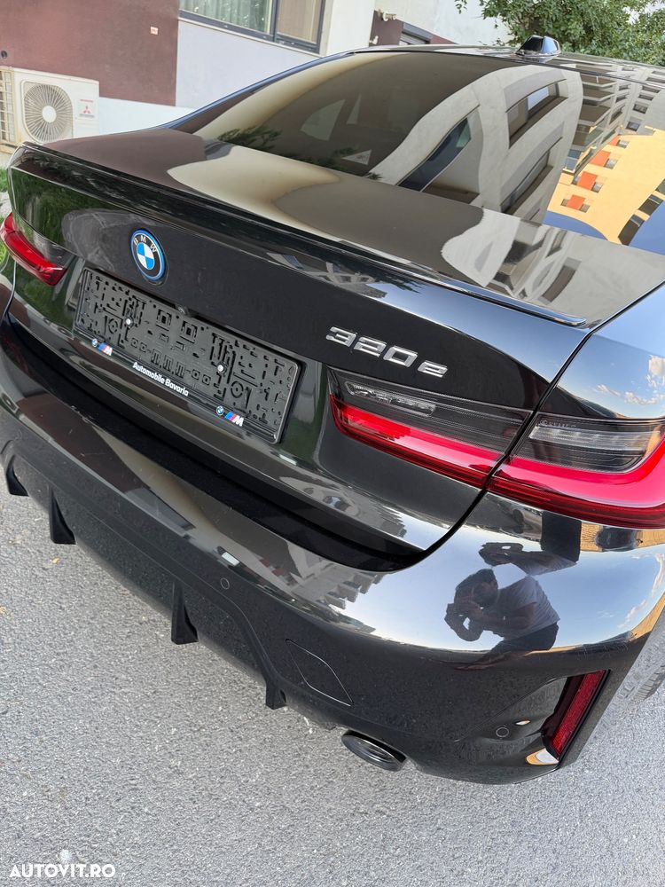 BMW 3 Series 2023 — imagine 11