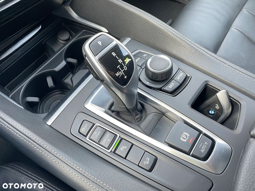 BMW X6 xDrive30d - 26