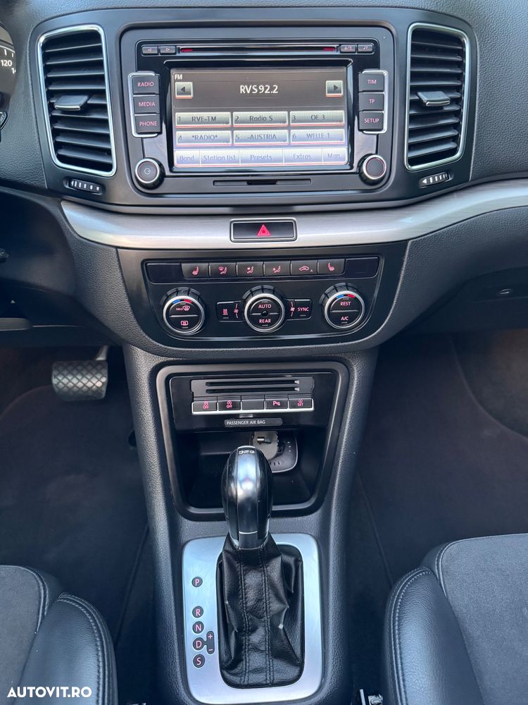 Volkswagen Sharan 2.0 TDI DSG BlueMotion Technology Highline - 8