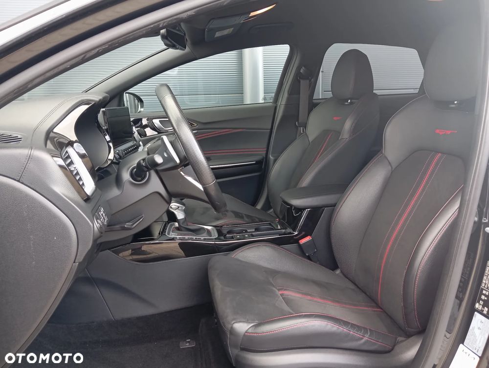 Kia ProCeed 1.6 T-GDI GT DCT - 12