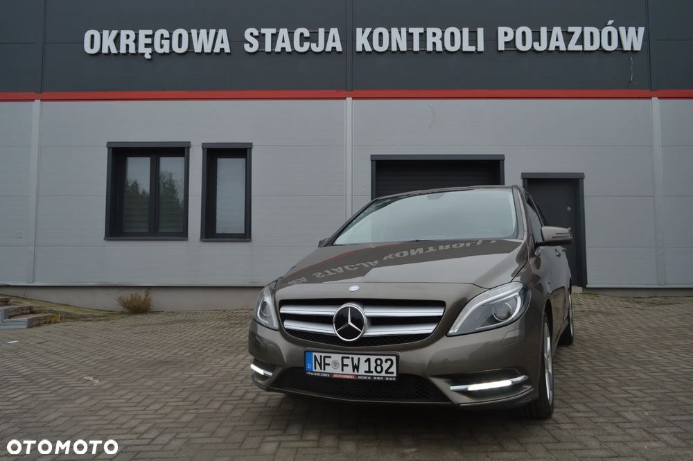 Mercedes-Benz Klasa B 180 CDI (BlueEFFICIENCY) - 1