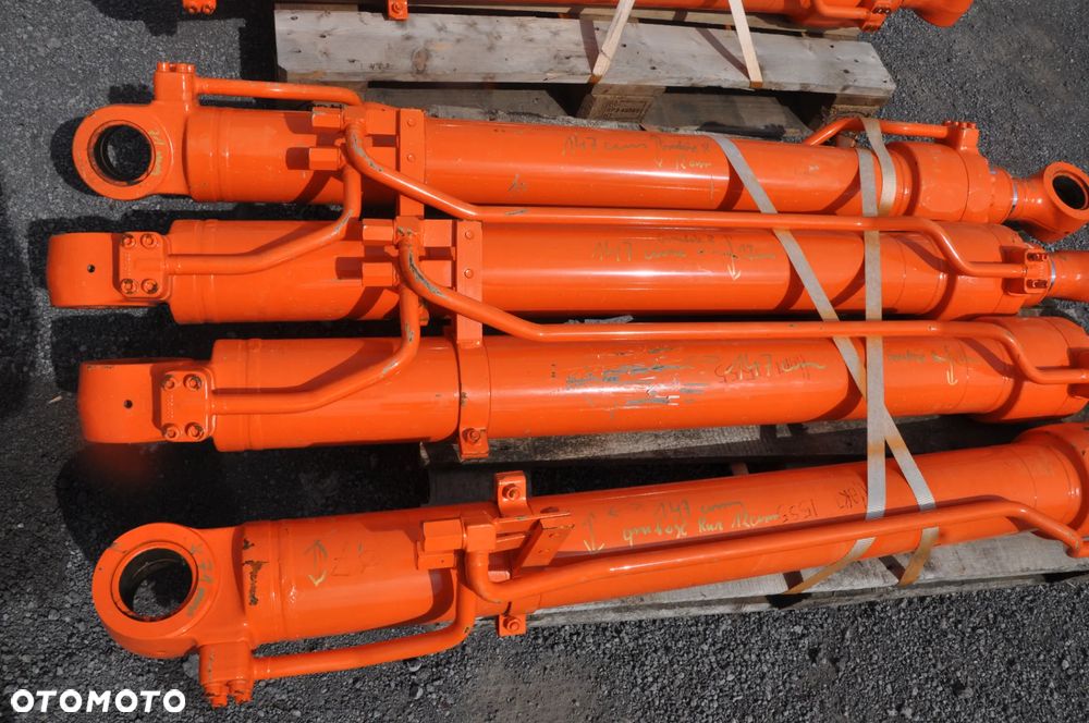 Siłownik hydrauliczny Doosan - 2