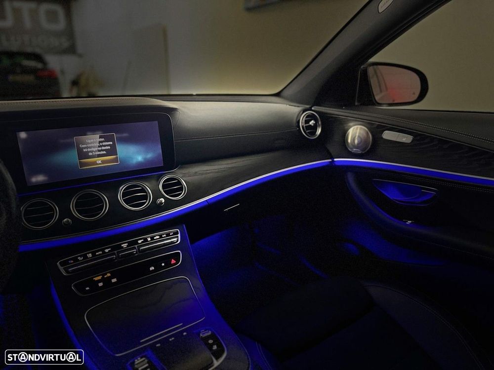 Mercedes-Benz E 300 de AMG Line 4Matic - 36