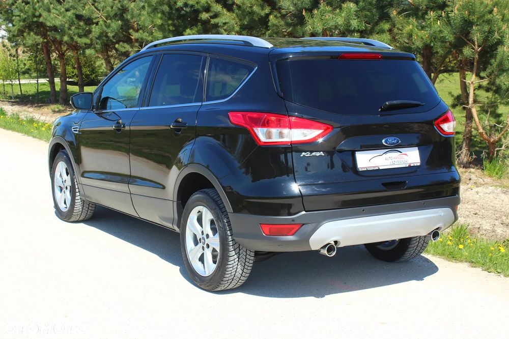 Ford Kuga 2.0 TDCi 2x4 Trend - 4