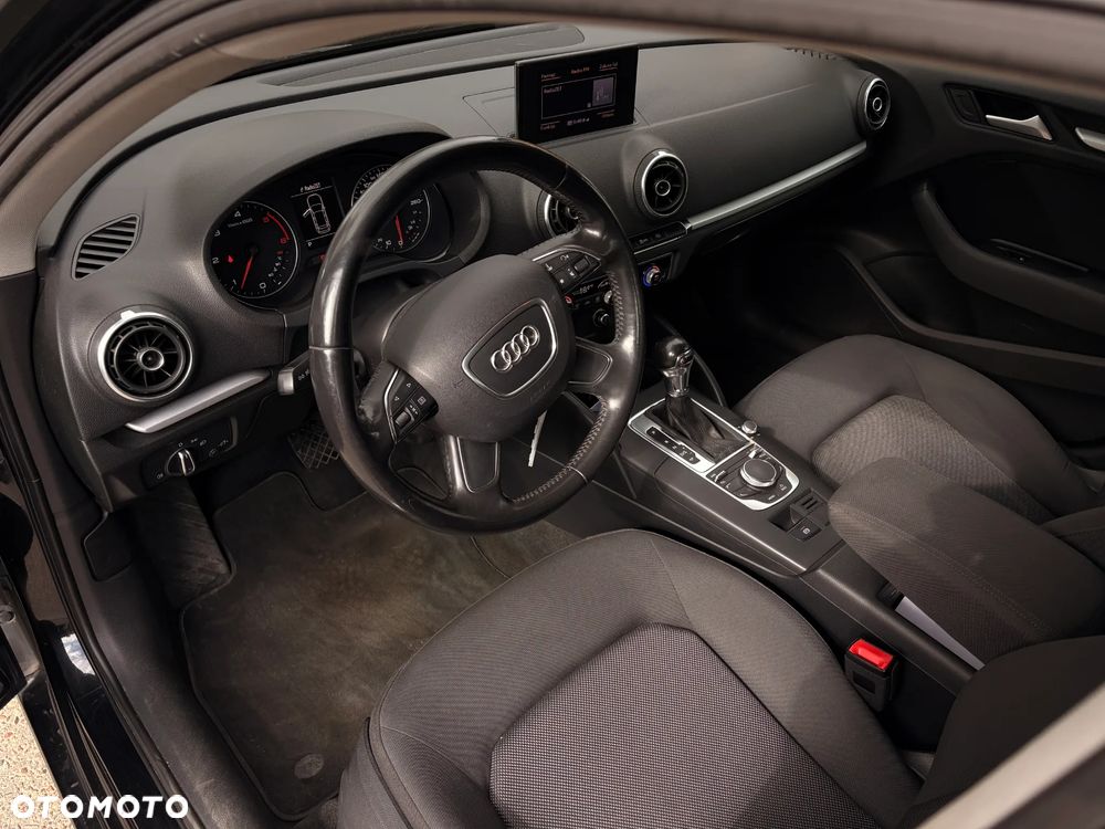 Audi A3 Sportback - 9