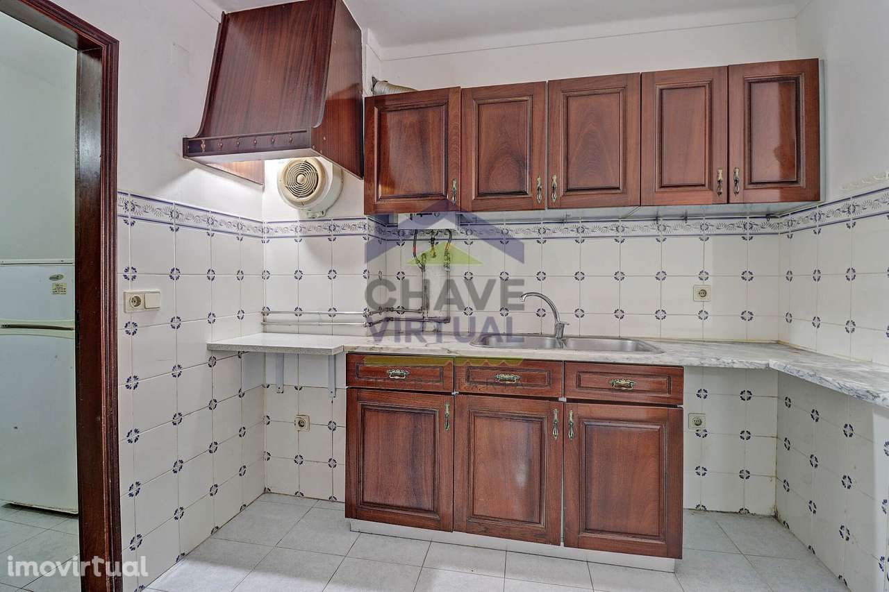 Apartamento T1 com Garagem junto à Praia - Areia Branca - Lourinhã - Grande imagem: 3/18