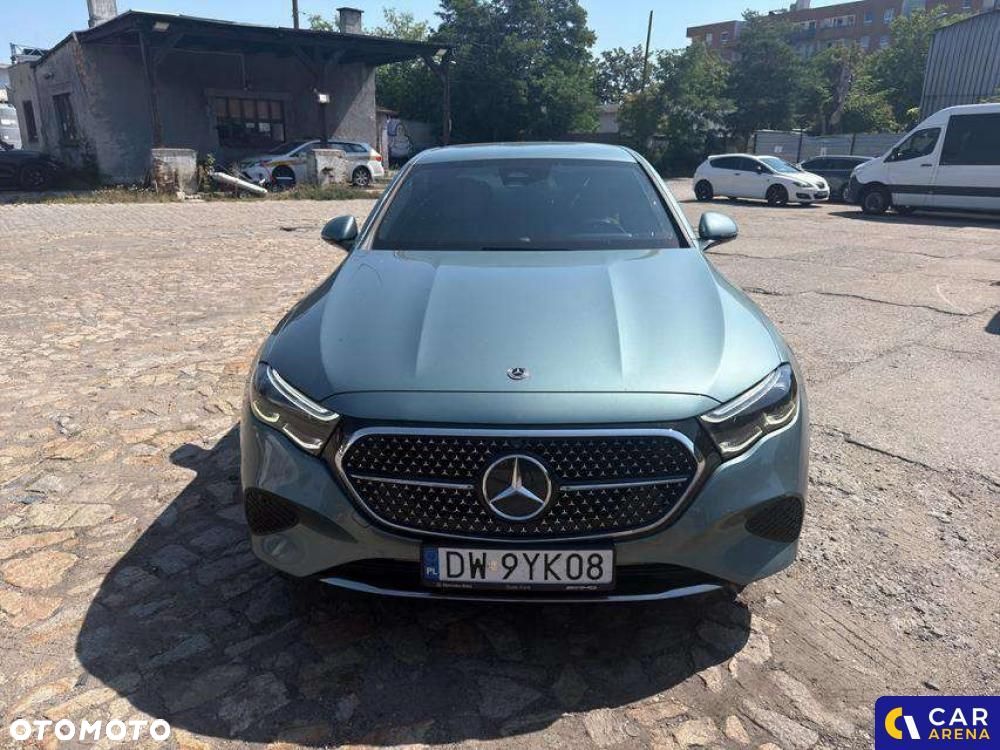Mercedes-Benz Klasa E - 9