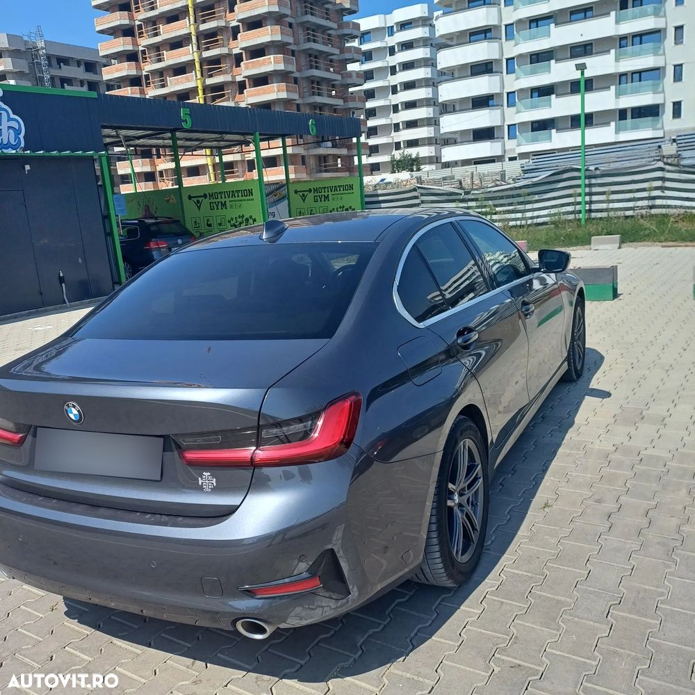 BMW Seria 3 320d xDrive AT - 16