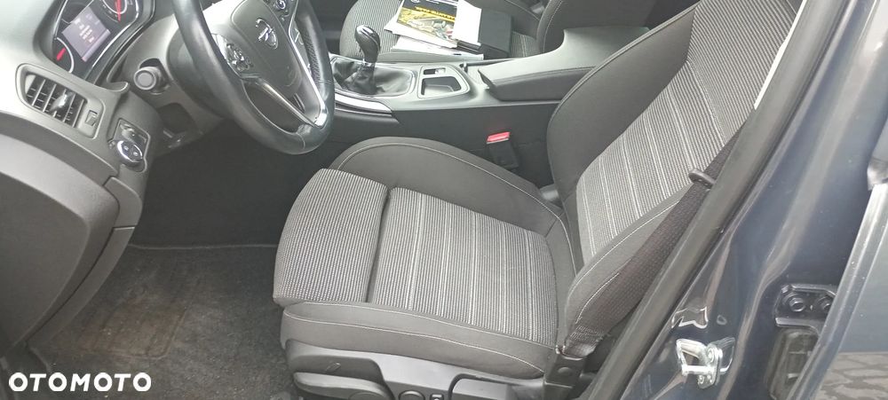 Opel Insignia 2.0 CDTI 4x4 ecoFLEX Start/Stop Innovation - 10