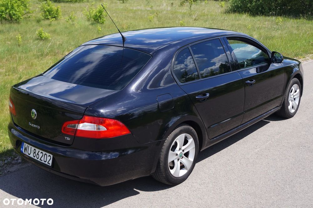 Skoda Superb 1.4 TSI Ambition - 11
