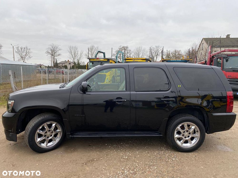 Chevrolet Tahoe - 3