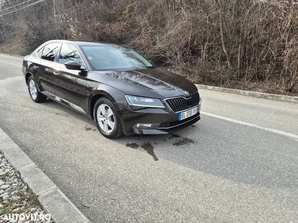 Skoda Superb 1.6 TDI DSG Style - 1