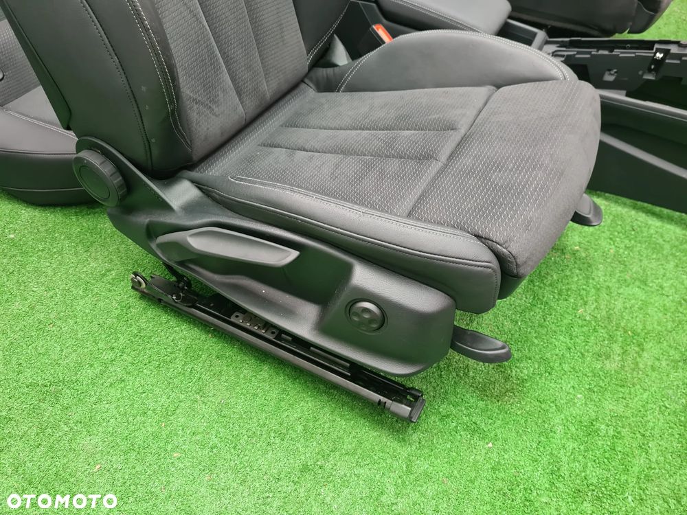 AUDI A5 S-LINE SPORTBACK FOTELE GRZANE LIFT 2022 - 9