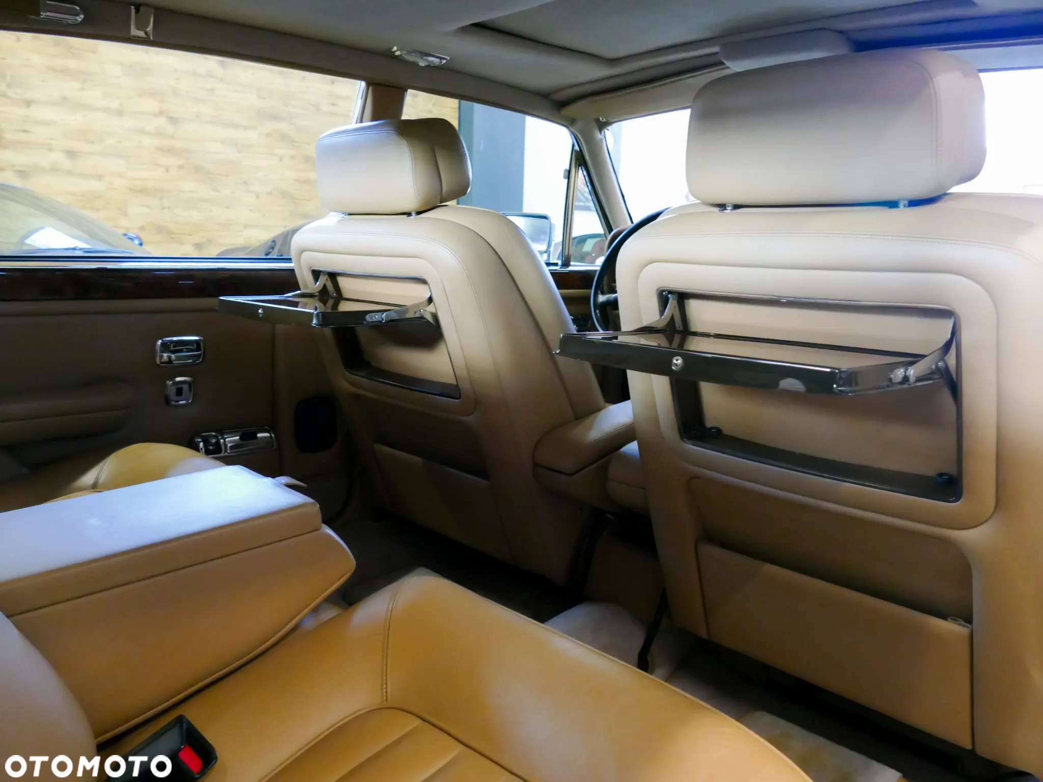 Rolls-Royce Silver Spur - 18