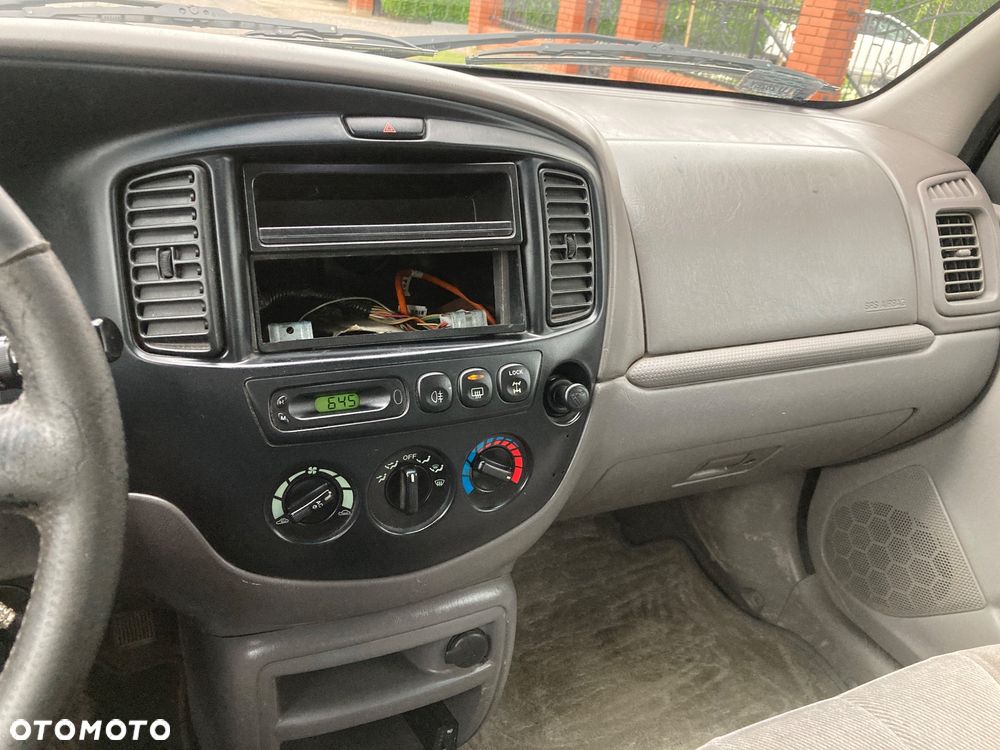 Mazda Tribute 2.0 Comfort - 11
