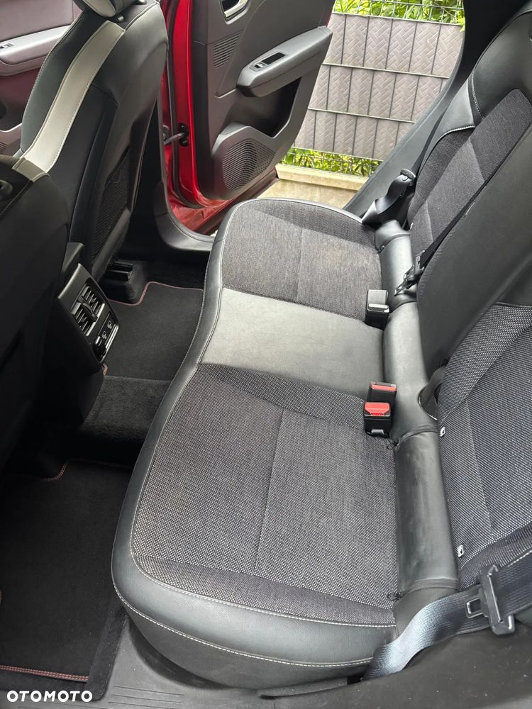 Renault Captur 1.3 TCe mHEV Techno EDC - 12