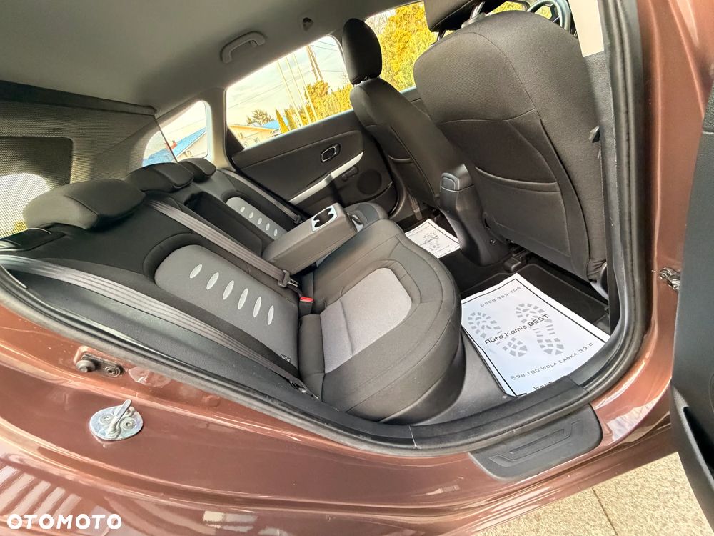 Kia Ceed 1.6 GDI ISG Spirit - 11