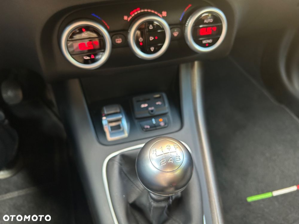 Alfa Romeo Giulietta 1.6 JTDM 16V Turismo - 16