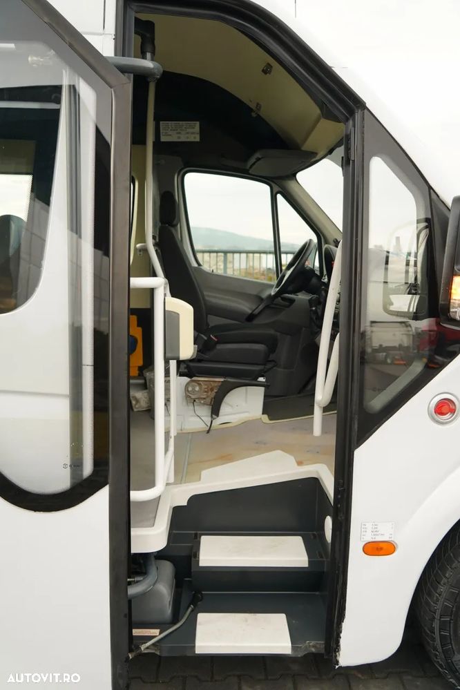 Mercedes-Benz SPRINTER 516 BLUETEC / 299.000 km / IMPORTAT DIN FRANȚA / - 32
