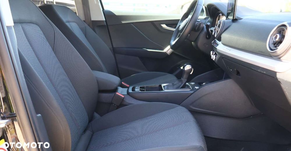 Audi Q2 - 19