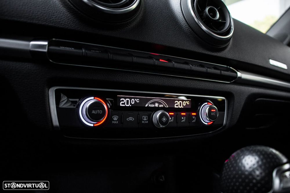 Audi A3 Sportback e-tron 1.4 TFSI S-line S tronic - 19