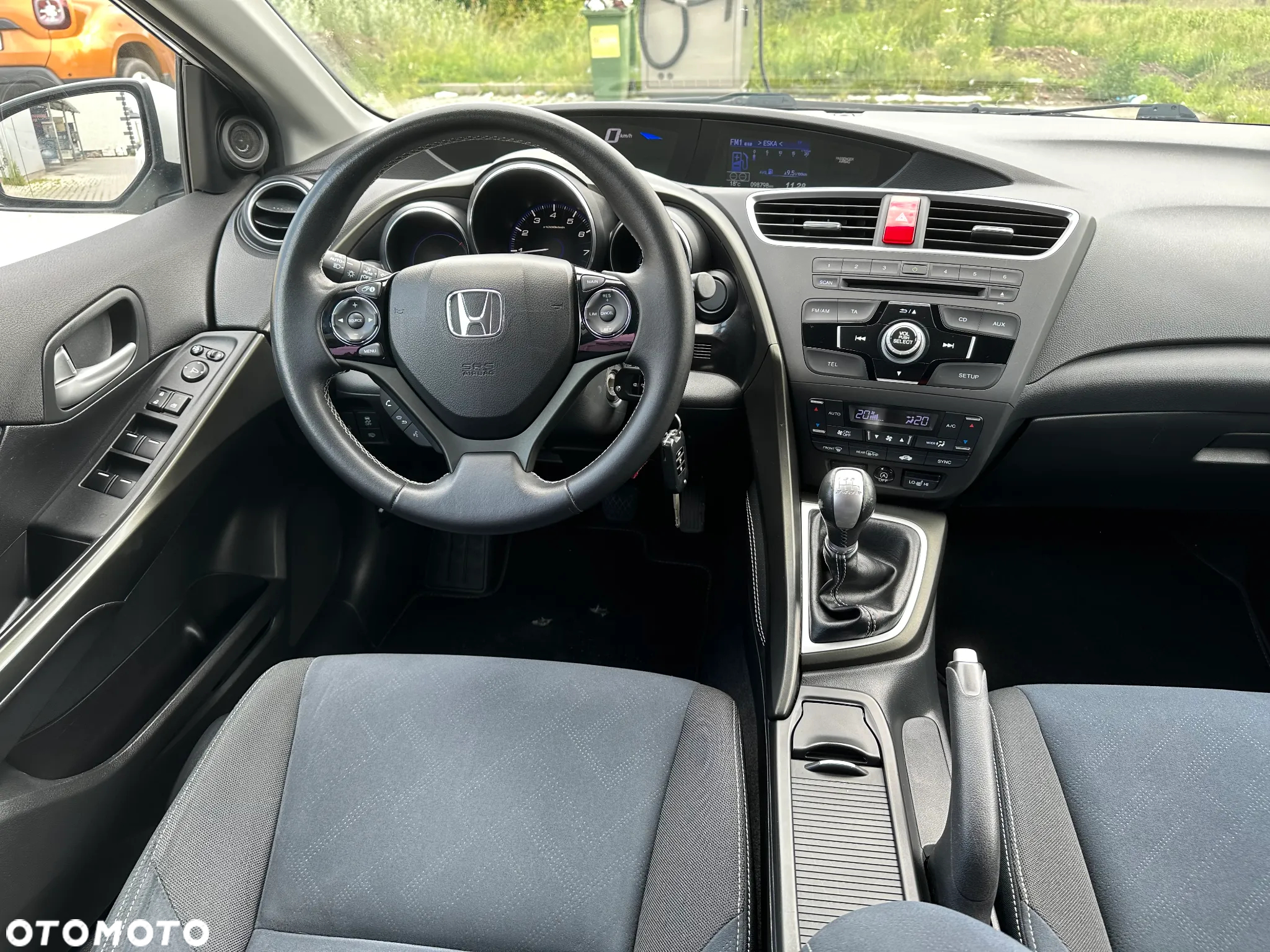 Honda Civic 1.8 Executive - 12