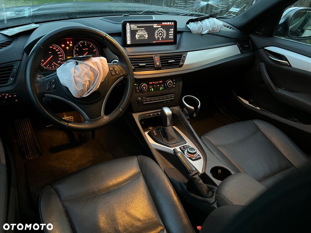 BMW X1 xDrive28i - 32