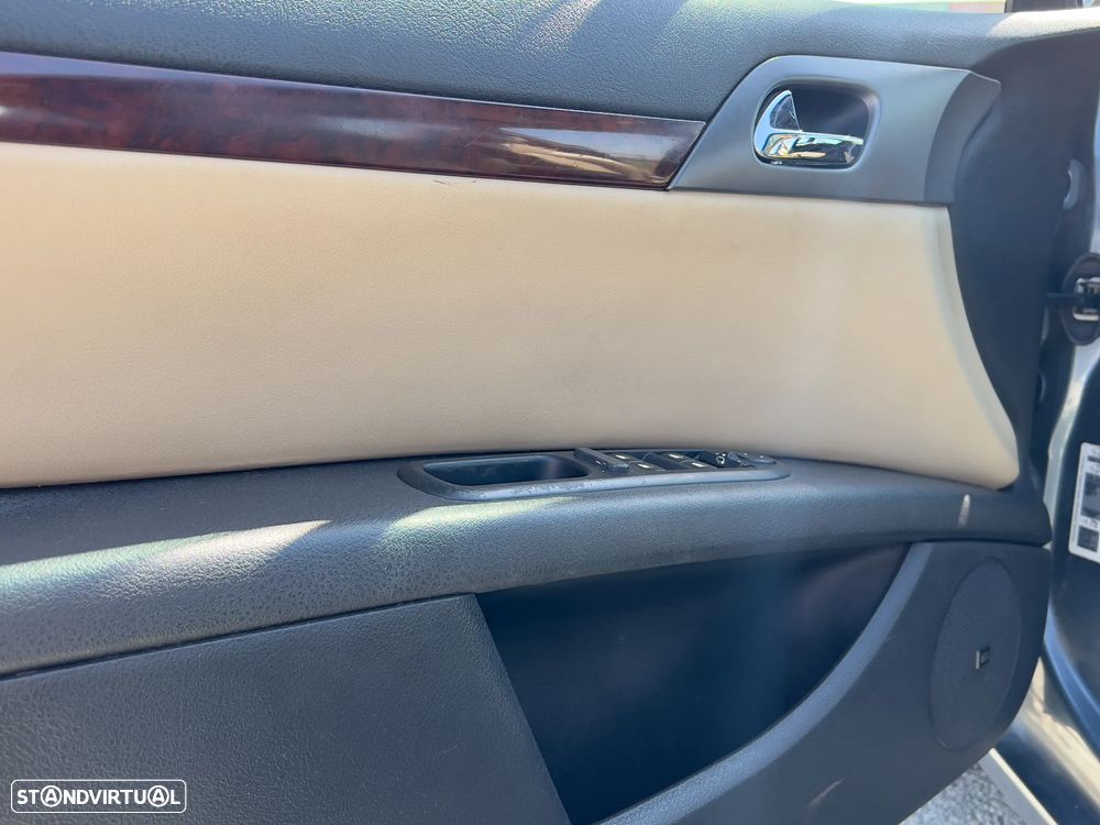 Peugeot 407 SW 2.0 HDi Executive - 10