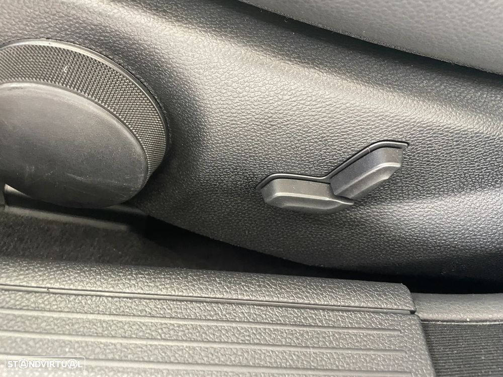 Mercedes-Benz C 220 CDi Avantgarde BlueEfficiency - 32