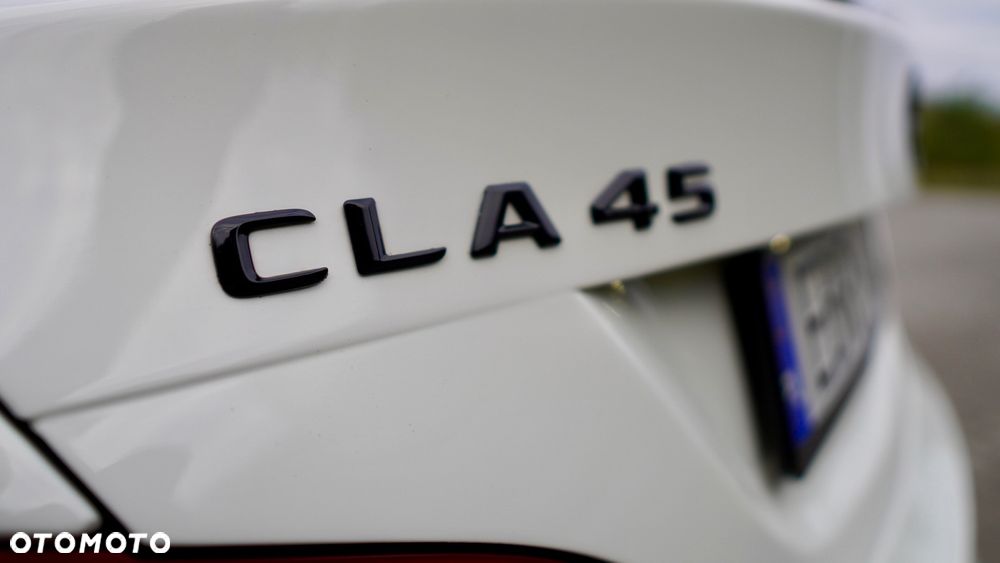 Mercedes-Benz CLA ver-45-amg-4--matic - 18