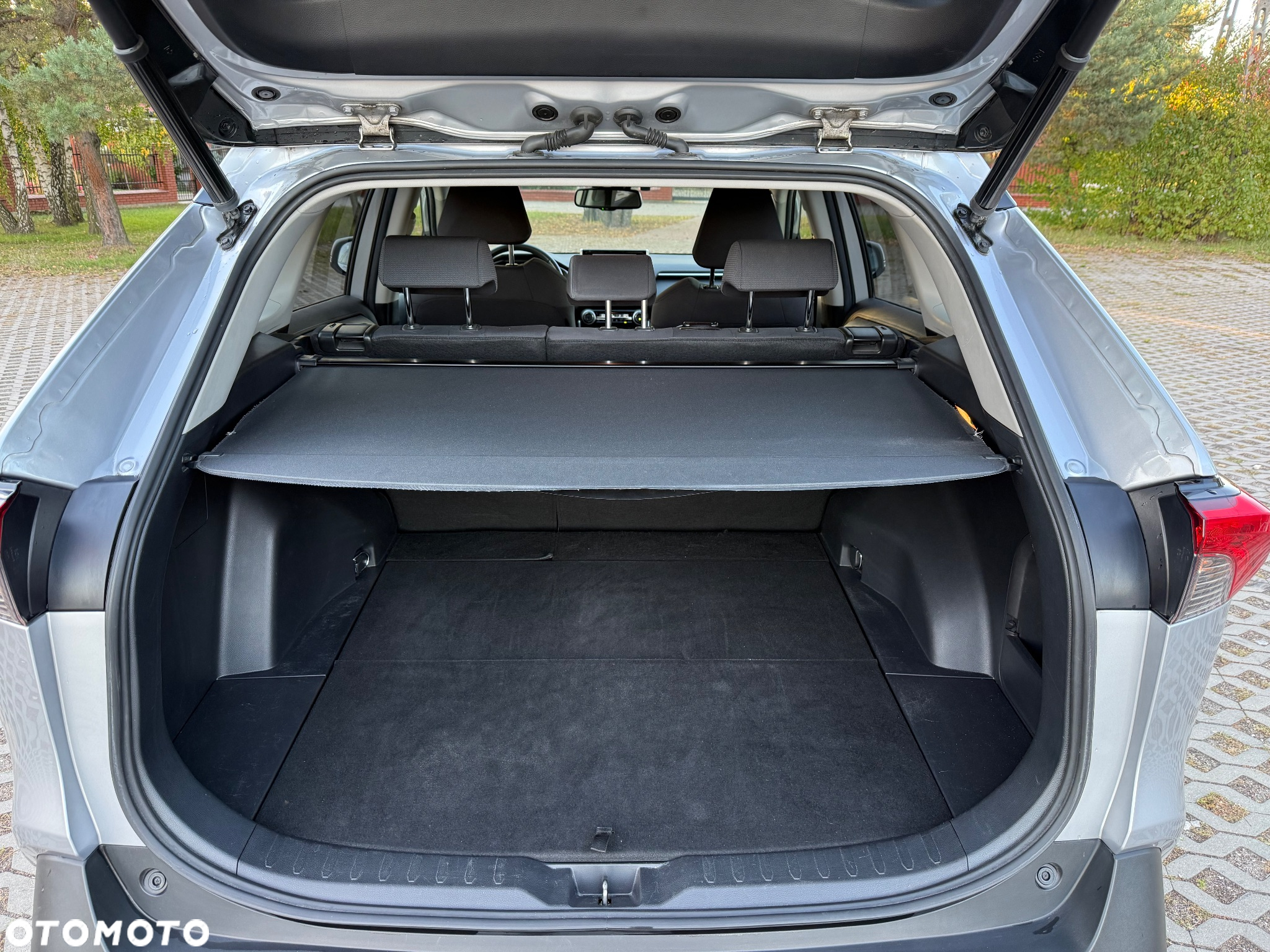 Toyota RAV4 2.5 Hybrid Comfort 4x2 - 18