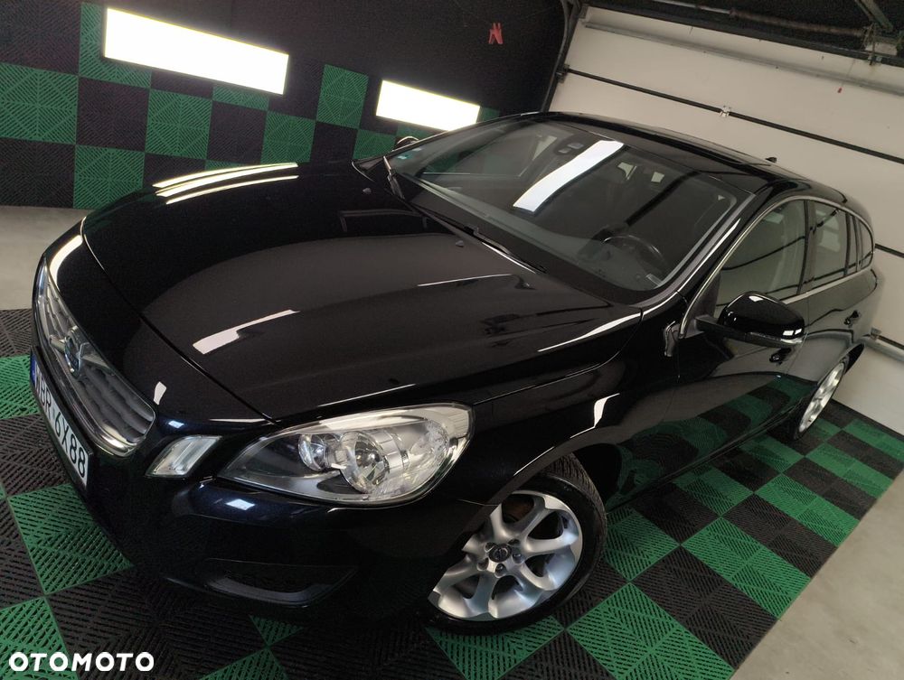 Volvo V60 D2 Kinetic - 26