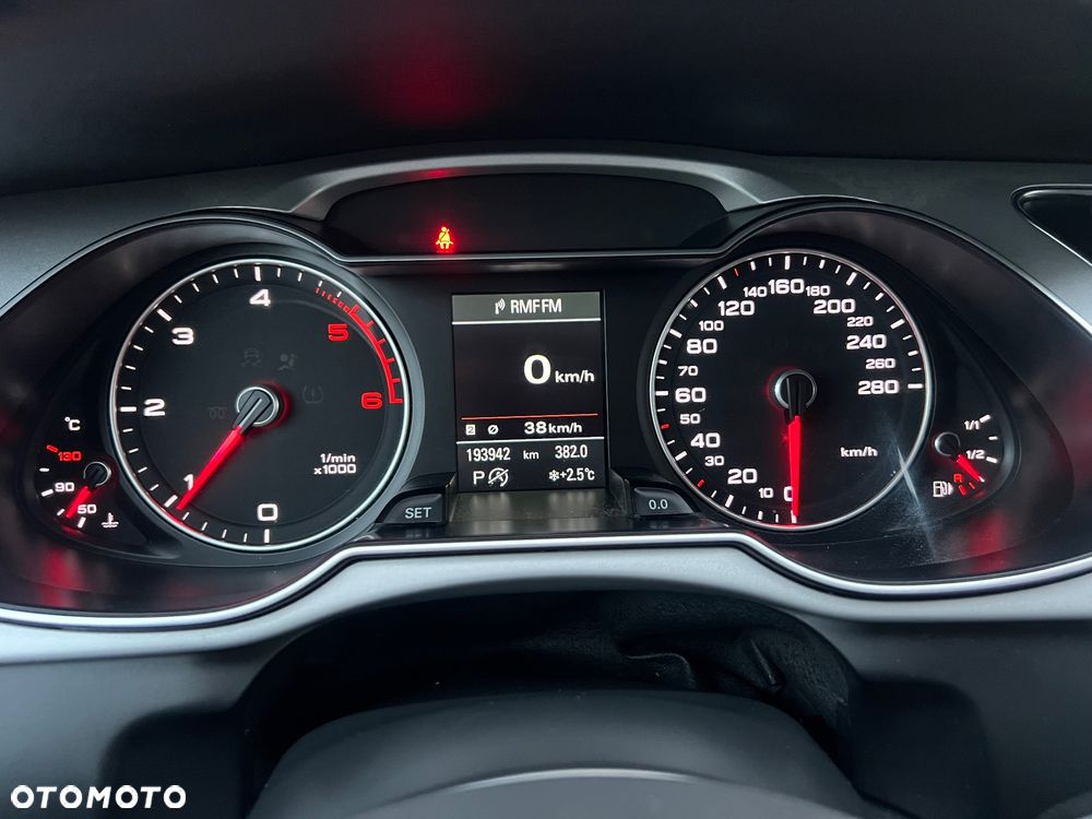 Audi A4 Avant 2.0 TDI DPF clean diesel multitronic Ambition - 24