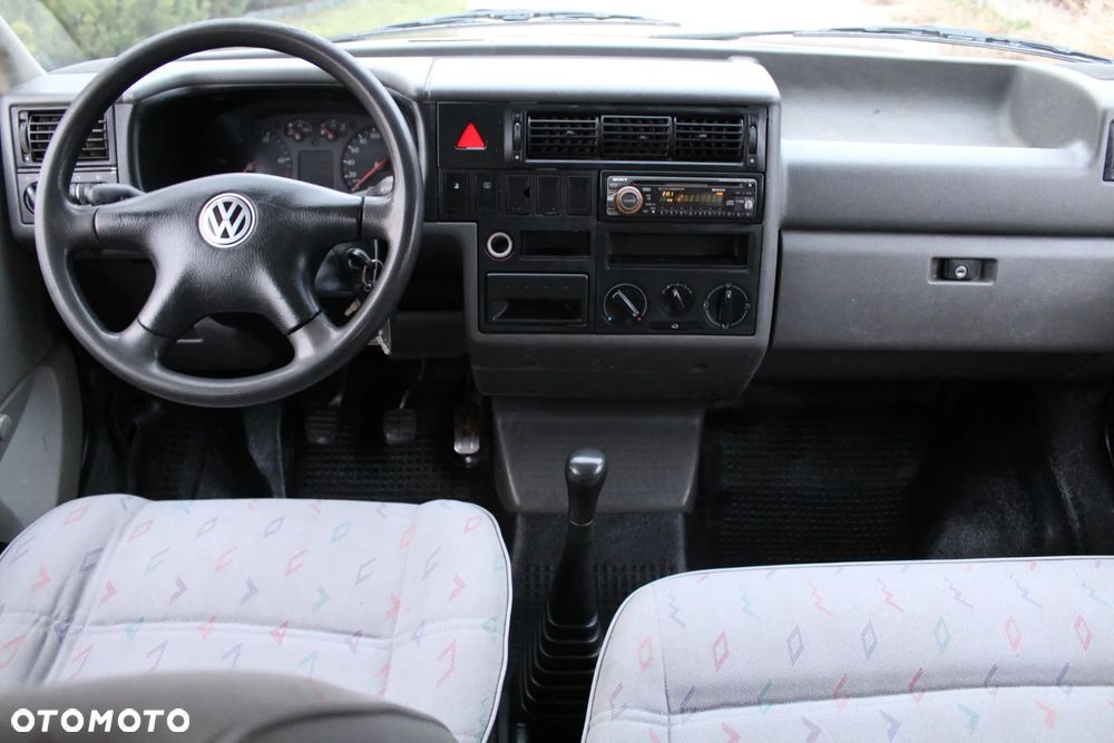 Volkswagen TRANSPORTER T4 DOKA - 13