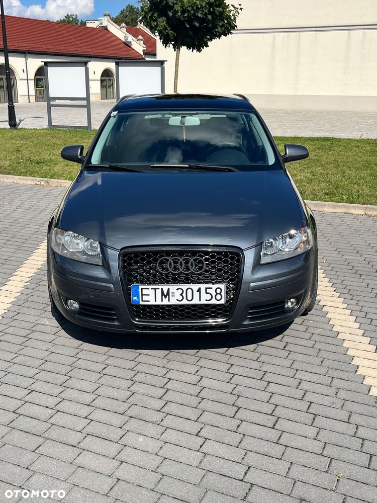 Audi A3 Sportback 2.0 TDI quattro Attraction - 2