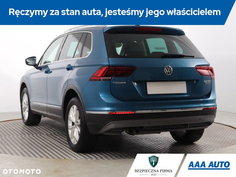Volkswagen Tiguan - 5