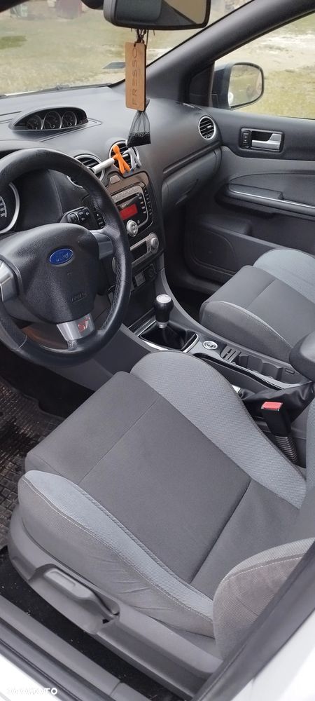Ford Focus - 13