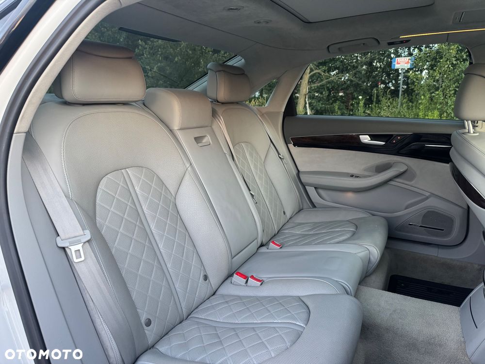 Audi A8 3.0 TFSI L Quattro - 35