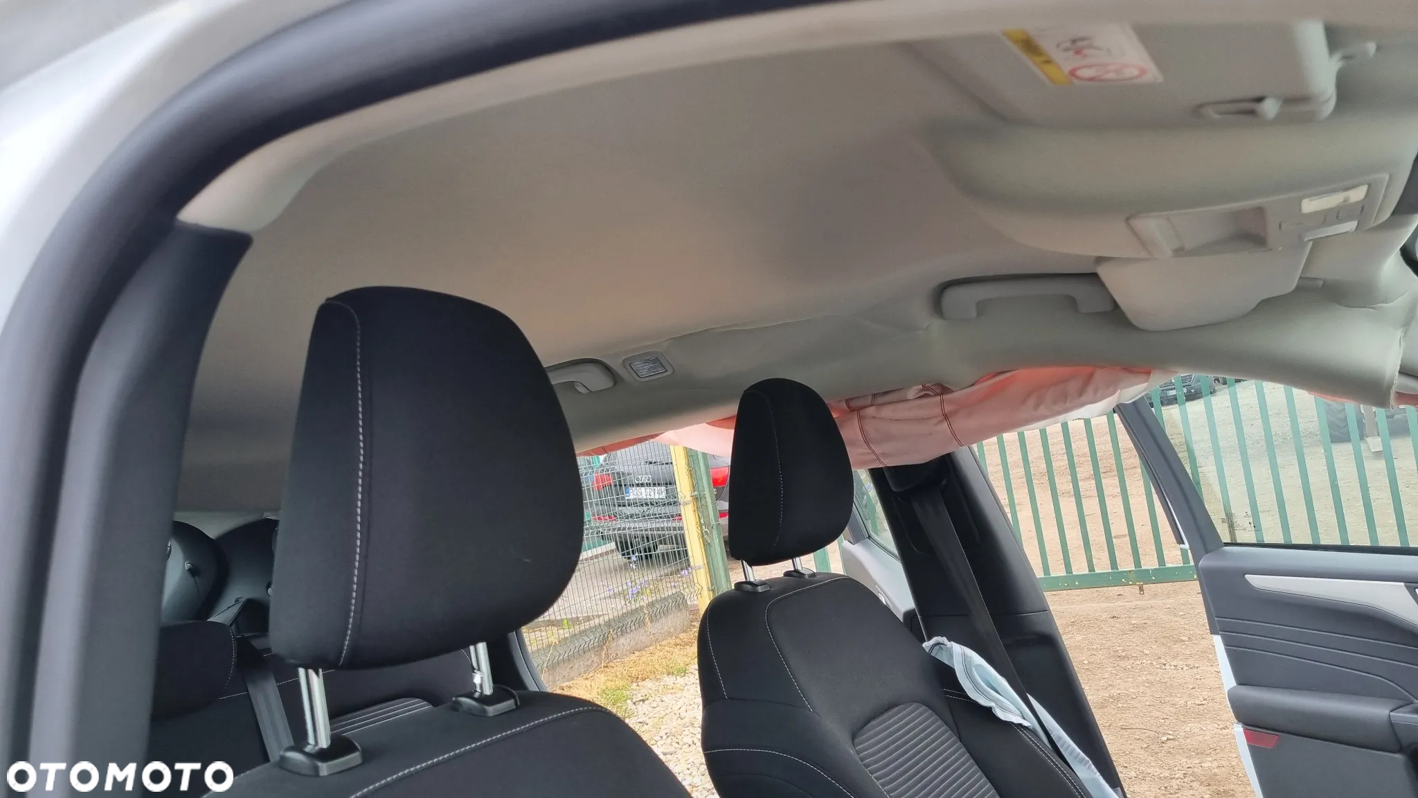 Ford Kuga 2.5 FHEV AWD Graphite Tech Edition e-CVT - 28