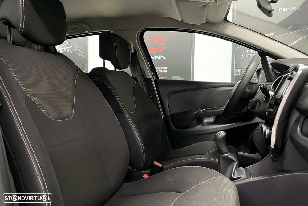 Renault Clio 0.9 TCE Dynamique S - 30