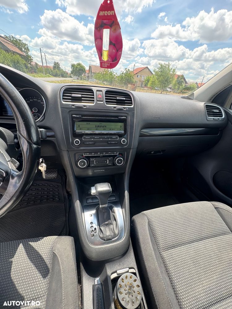 Volkswagen Golf - 5